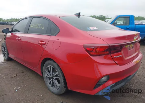 2024 Kia Forte Lxs из США, поврежденный, VIN 3KPF24AD2RE710017